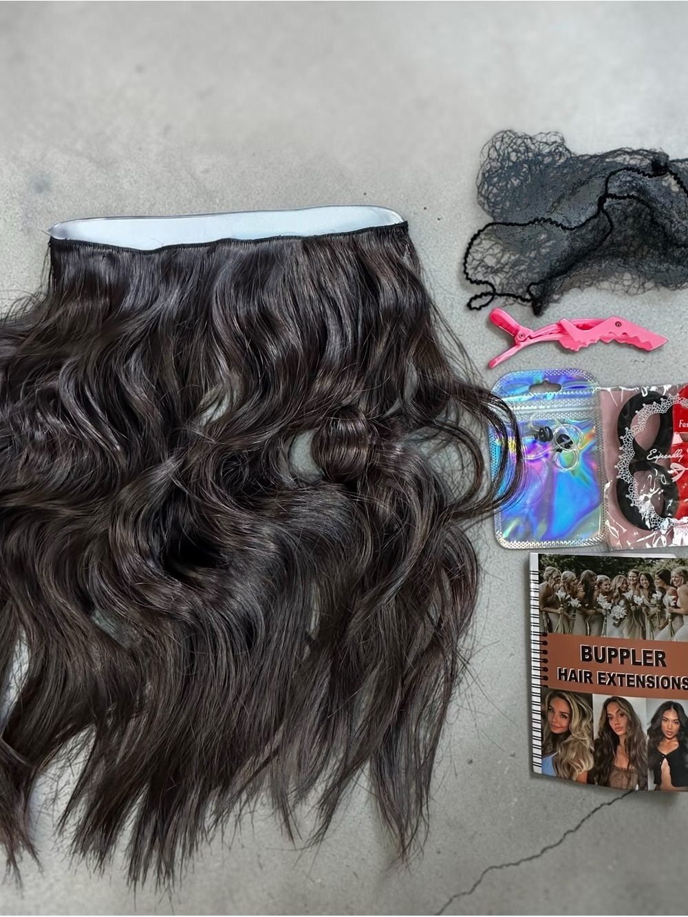 NWOT BUPPLER 20" Halo Hair Extensions Wavy Invisible Wire Brown